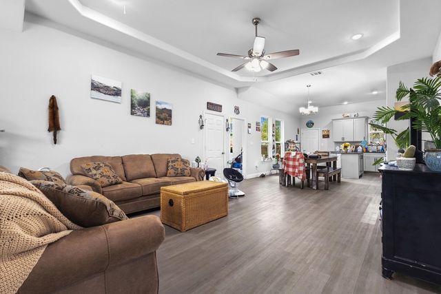 6106 Chickasaw Drive, Mabank, TX 75156