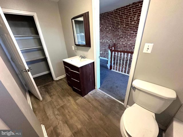 233 S GILMOR ST, Baltimore, MD 21223