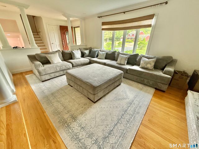23 Welch Road, North Haven, CT 06473
