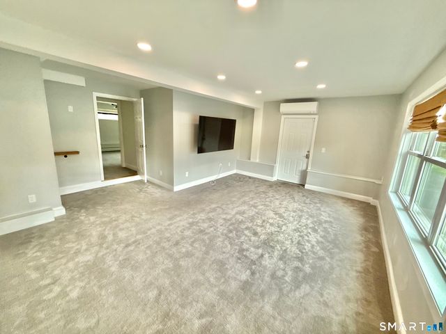 23 Welch Road, North Haven, CT 06473