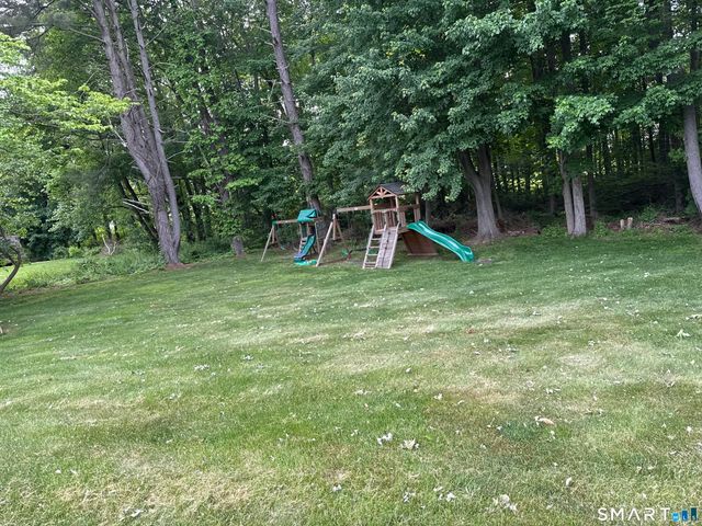 23 Welch Road, North Haven, CT 06473
