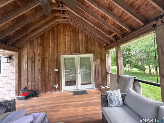 23 Welch Road, North Haven, CT 06473