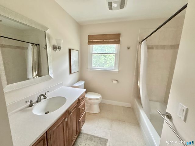 23 Welch Road, North Haven, CT 06473