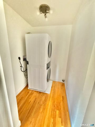 23 Welch Road, North Haven, CT 06473