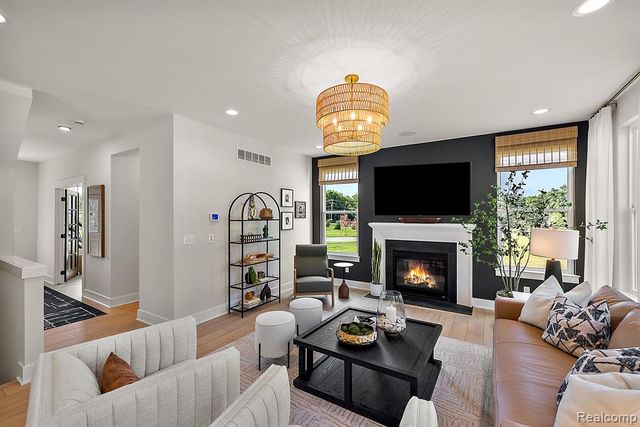 29104 Myles Andrew Drive, South Lyon, MI 48178
