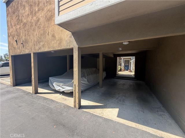 700 E Lake 67, Orange, CA 92866