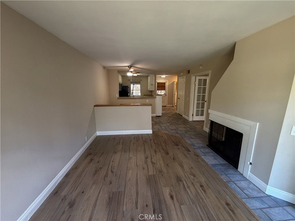 Image 10 of property listing at 700 E Lake 67, Orange, CA 92866