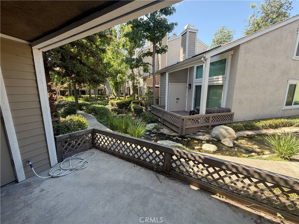 Image 13 of property listing at 700 E Lake 67, Orange, CA 92866