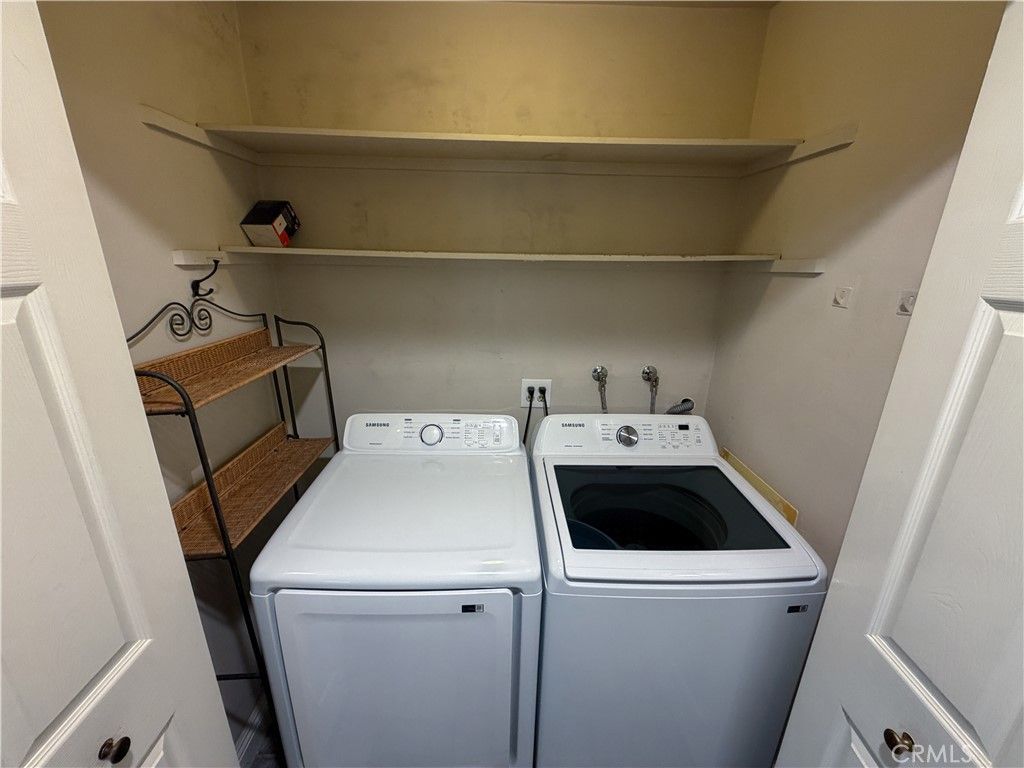 Image 21 of property listing at 700 E Lake 67, Orange, CA 92866