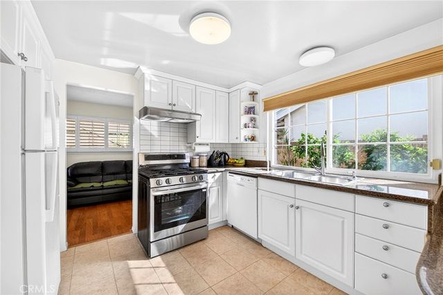 9332 Nancy, Cypress, CA 90630