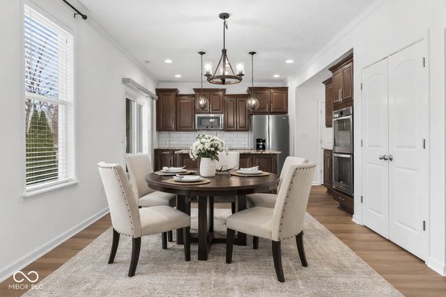 4303 Nottinghill Drive, Avon, IN 46123