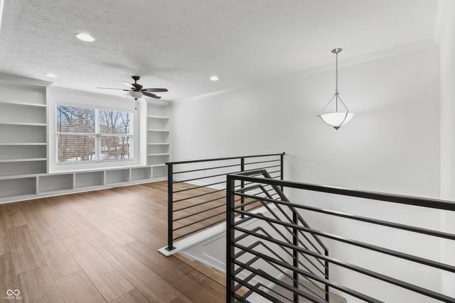 4303 Nottinghill Drive, Avon, IN 46123