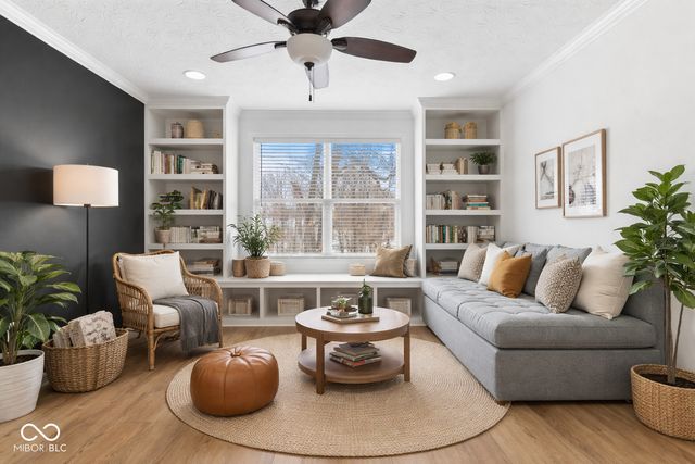 4303 Nottinghill Drive, Avon, IN 46123