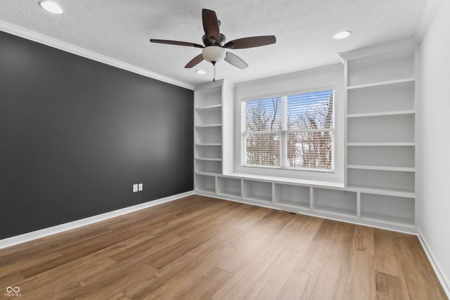 4303 Nottinghill Drive, Avon, IN 46123