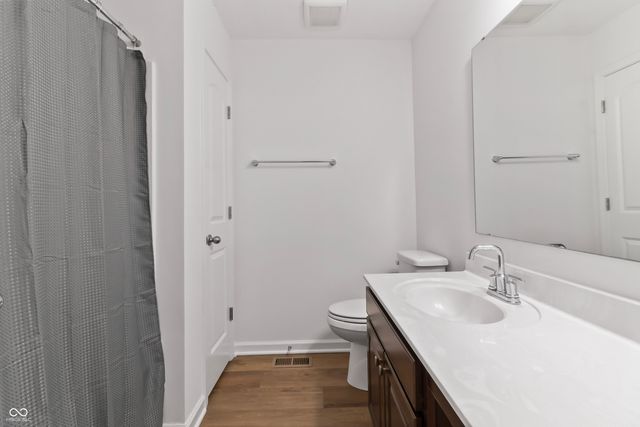 4303 Nottinghill Drive, Avon, IN 46123