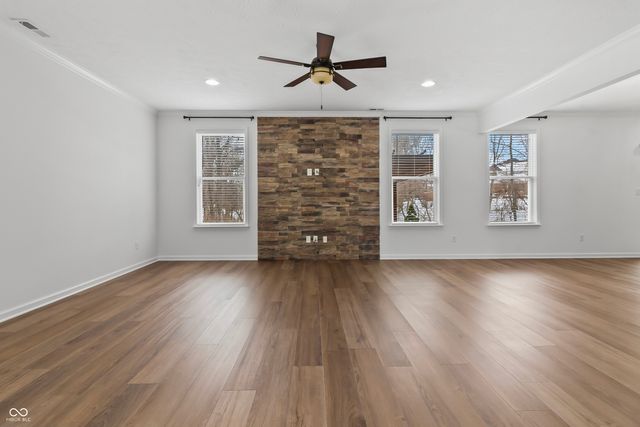 4303 Nottinghill Drive, Avon, IN 46123