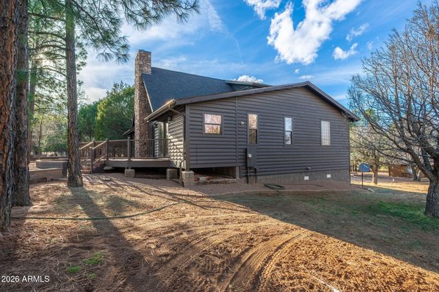 2214 Mountain Lion Lane, Overgaard, AZ 85933