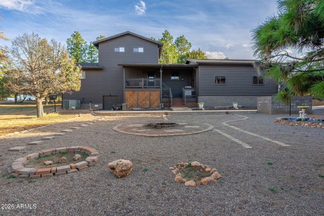 2214 Mountain Lion Lane, Overgaard, AZ 85933