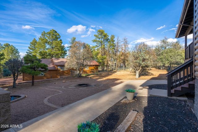 2214 Mountain Lion Lane, Overgaard, AZ 85933