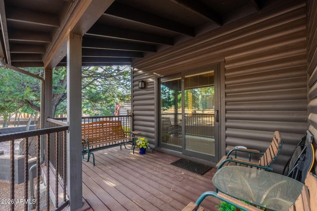 2214 Mountain Lion Lane, Overgaard, AZ 85933