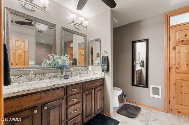 2214 Mountain Lion Lane, Overgaard, AZ 85933