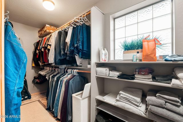 2214 Mountain Lion Lane, Overgaard, AZ 85933