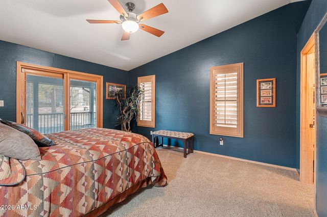 2214 Mountain Lion Lane, Overgaard, AZ 85933