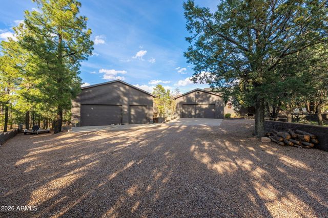 2214 Mountain Lion Lane, Overgaard, AZ 85933