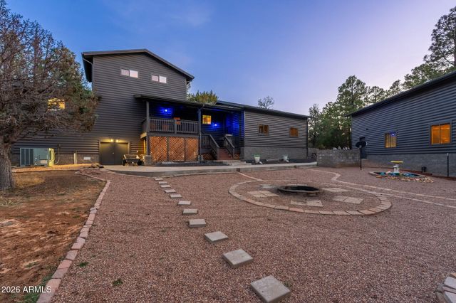 2214 Mountain Lion Lane, Overgaard, AZ 85933