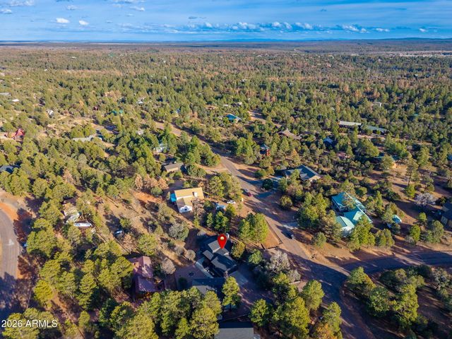 2214 Mountain Lion Lane, Overgaard, AZ 85933