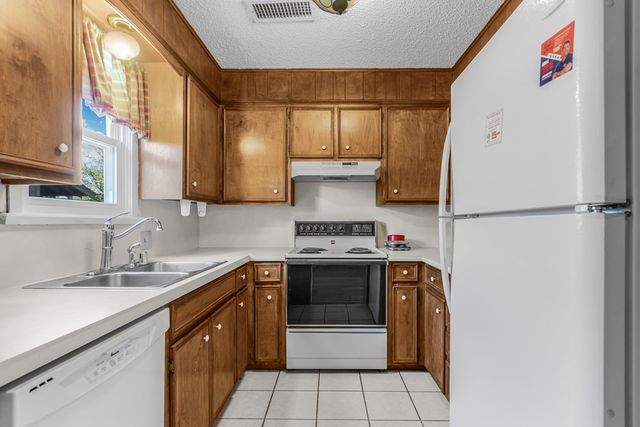 1405 W Tennessee Ave, Midland, TX 79701