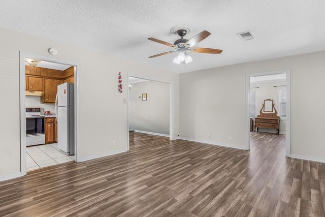 1405 W Tennessee Ave, Midland, TX 79701