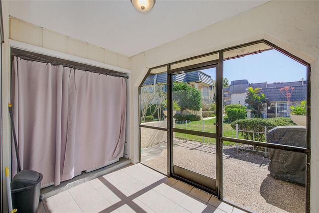 2105 CORDOVA GREEN 2105, Seminole, FL 33777