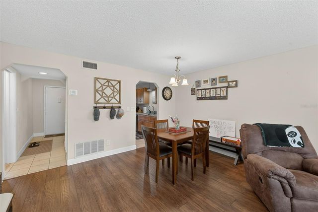 2105 CORDOVA GREEN 2105, Seminole, FL 33777