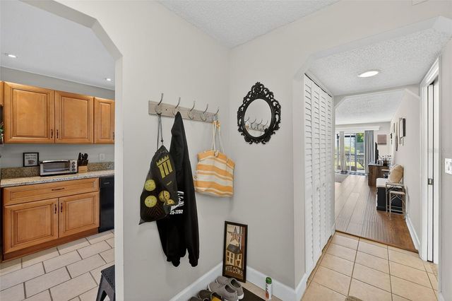 2105 CORDOVA GREEN 2105, Seminole, FL 33777