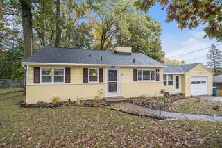 40 Ridgewood Street, Kalamazoo, MI 49001