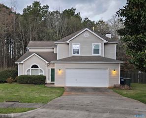 104 Bristol Court SW, Huntsville, AL 35824