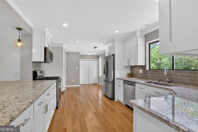 755 E Hembree Crossing, Roswell, GA 30076