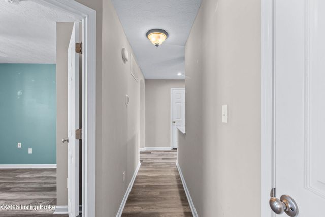 214 Garnette Ct, Mt Washington, KY 40047