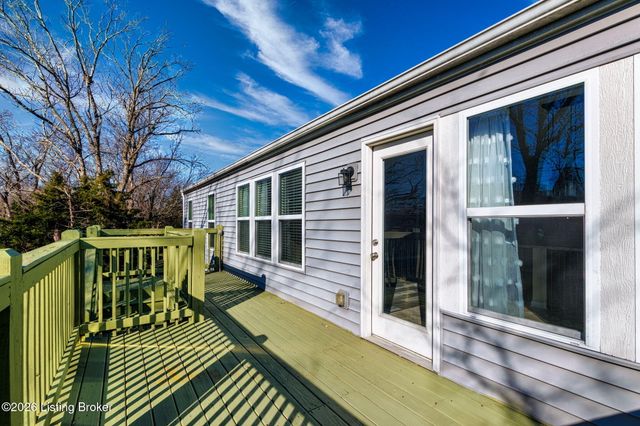 214 Garnette Ct, Mt Washington, KY 40047