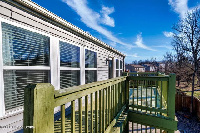 214 Garnette Ct, Mt Washington, KY 40047