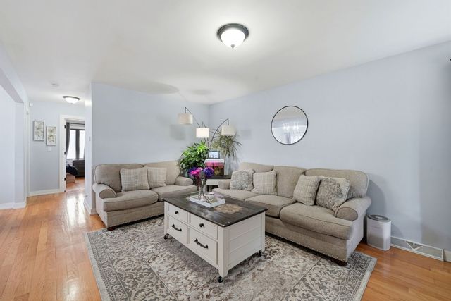 4656 25th Avenue, Schiller Park, IL 60176