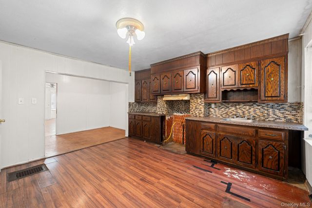 367 Quincy Street, Brooklyn, NY 11216