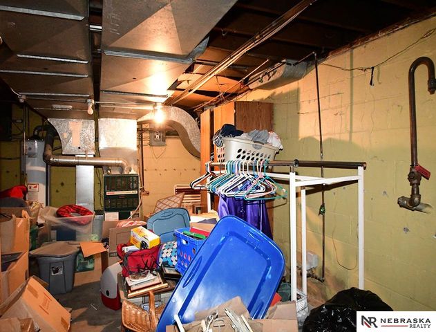 3188 Stone Avenue, Omaha, NE 68111