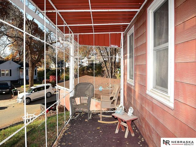 3188 Stone Avenue, Omaha, NE 68111