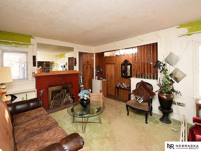 3188 Stone Avenue, Omaha, NE 68111