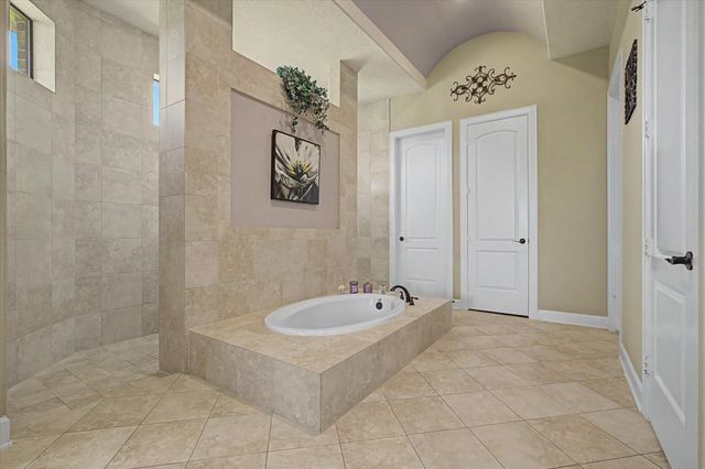 2835 Palmetto Bend, Richmond, TX 77406