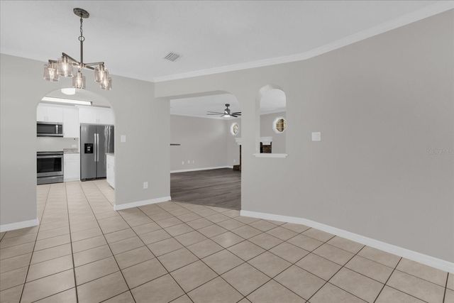 498 TIMBERWOLF TRAIL, Apopka, FL 32712