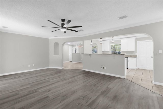 498 TIMBERWOLF TRAIL, Apopka, FL 32712