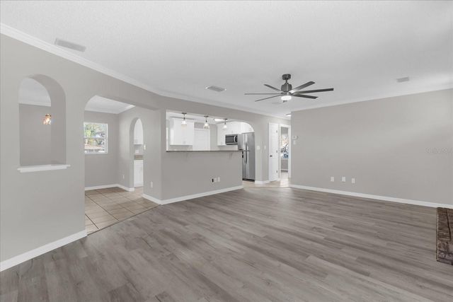 498 TIMBERWOLF TRAIL, Apopka, FL 32712